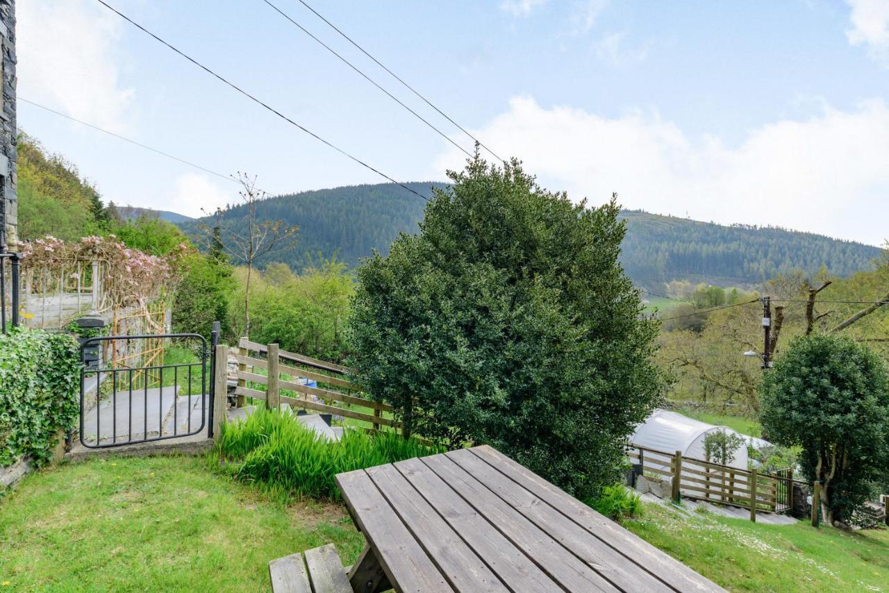 2 Isygraig Apartment Corris Exterior photo